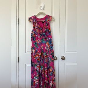 Pink dress!! So flattering